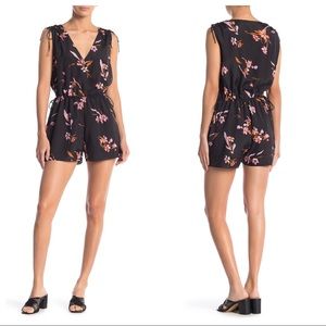 Joie Keona Floral Romper in Caviar M G4